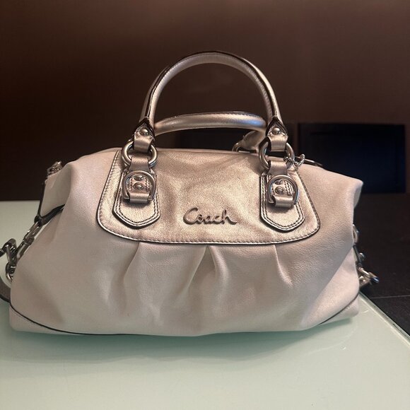 Coach Handbags - Coach Ashley Vintage Y2K White & Silver Handbag